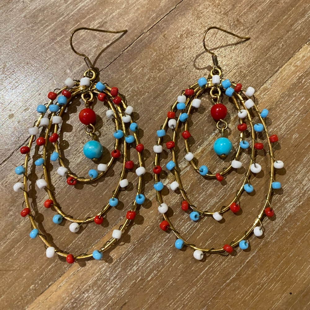 Gold wire multi color beaded earrings